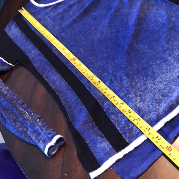 Kokun Bamboo and cashmere multi block colored lightweight long sleeved top - Picture 10 of 11